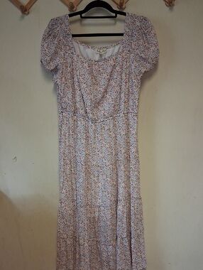 Floral Puff-Sleeve Maxi Dress in Off-white, Purple, Yellow & Pink